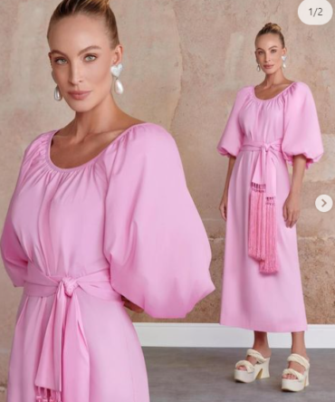 Vestido Cinto de Franjas