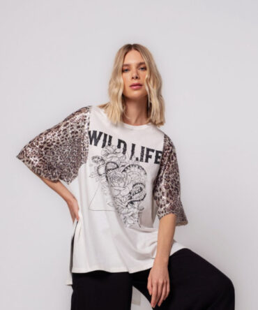 Camiseta Over Wild Life