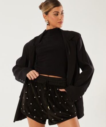 Short Veludo Com Bordado