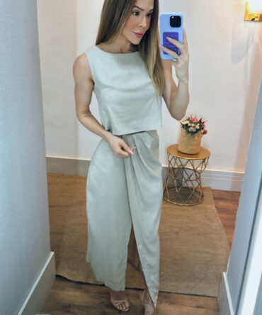 Saia Aberta Frente de Linho